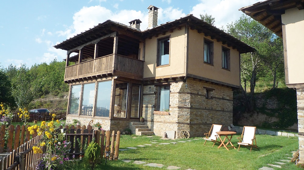 Leshten Country Houses